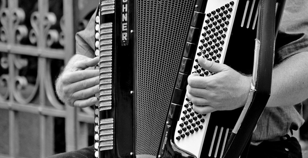 Harmonikan soiton alkeet